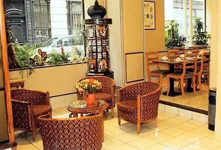 Ibis Styles Opera Lafayette 3*