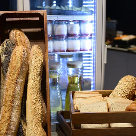 Ibis Styles Opera Lafayette Otel 3*