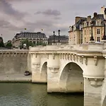 Ibis Styles Opera Lafayette París
